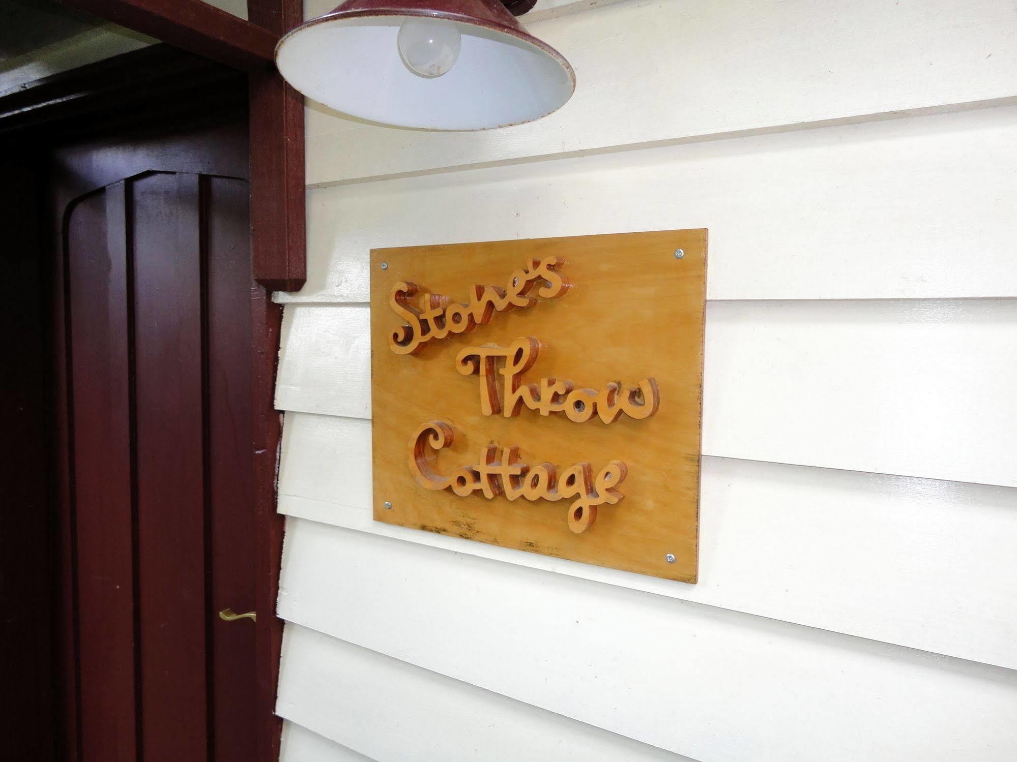 Stone'S Throw Cottage Bed And Breakfast Belgrave Εξωτερικό φωτογραφία